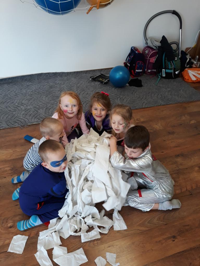 KARNEVAL - Oficiálna stránky obce Rabča